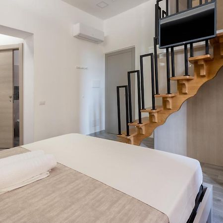 Deledda Home Кальярі Екстер'єр фото